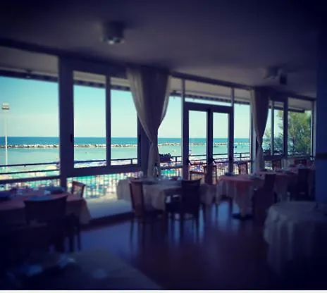 酒店 Internazionale 3*